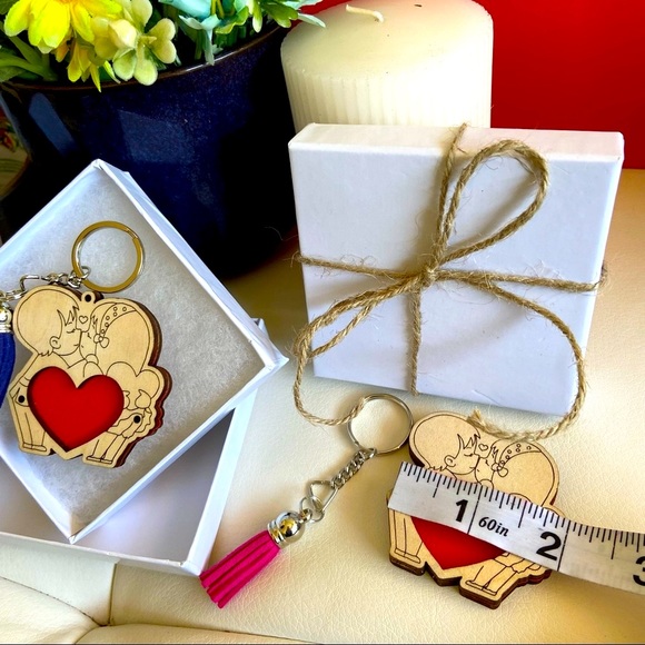 Personalized Wooden 3D Keychain with Tassel  / Fridge Magnet - Picture 6 of 8